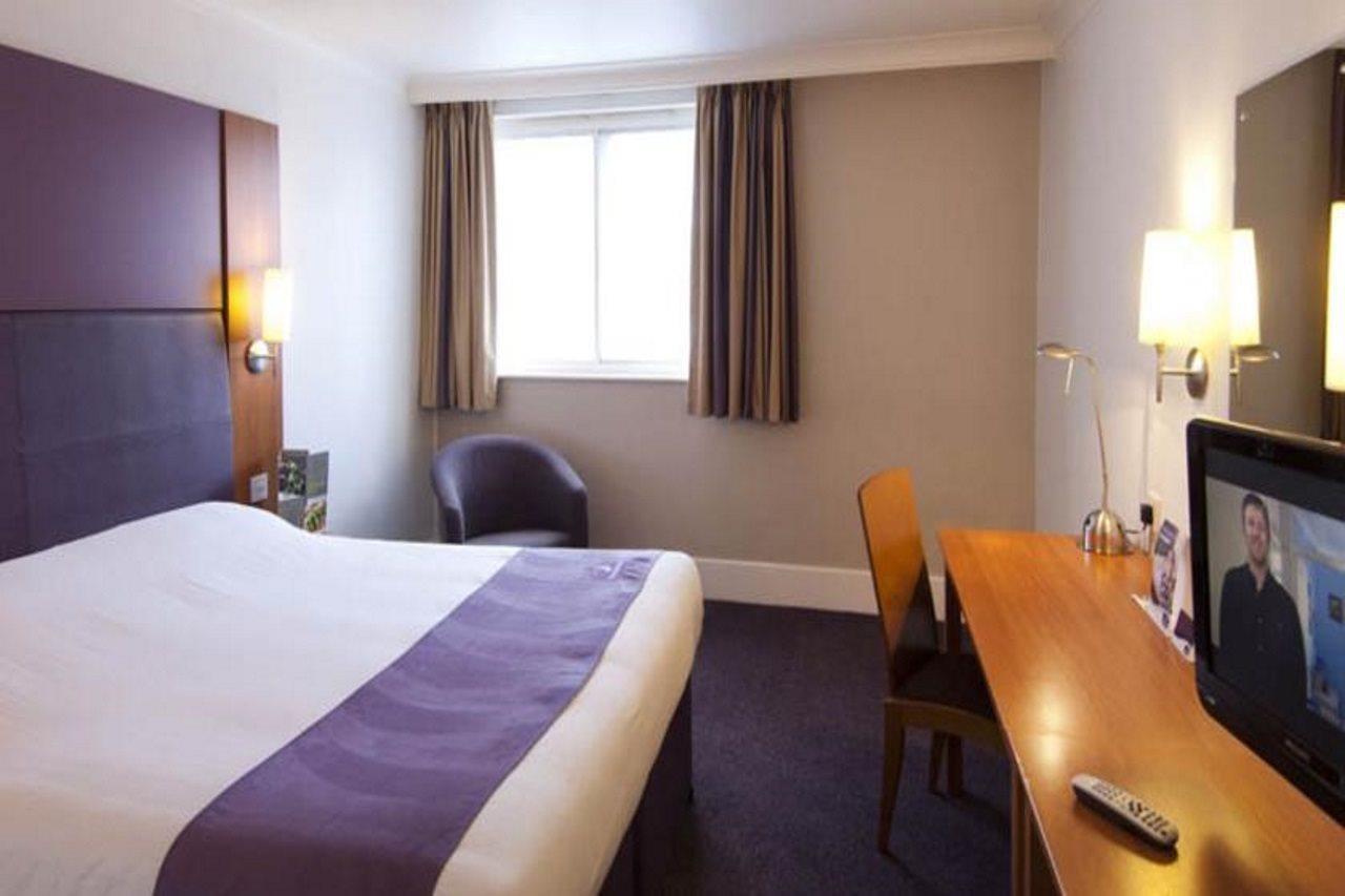 Premier Inn Stratford Upon Avon Waterways Εξωτερικό φωτογραφία