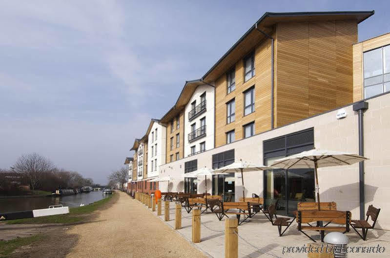 Premier Inn Stratford Upon Avon Waterways Εξωτερικό φωτογραφία